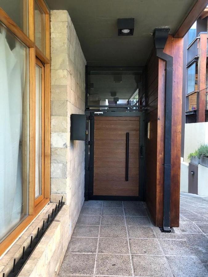 Moderno Departamento Centrico En San Martin De Los Andes - Habitatsma المظهر الخارجي الصورة
